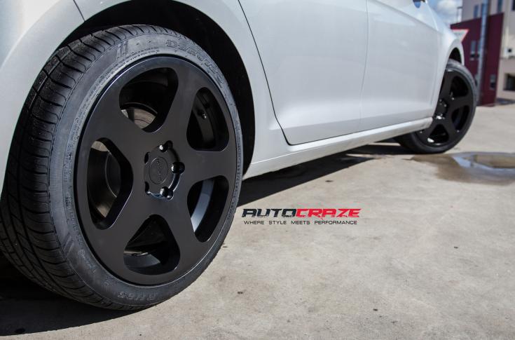 VOLKSWAGEN GOLF NUE MATTE BLACK